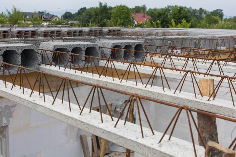 styk betonów - strop